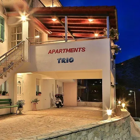 Apartment Trio- An Amazing View Of Split Klis